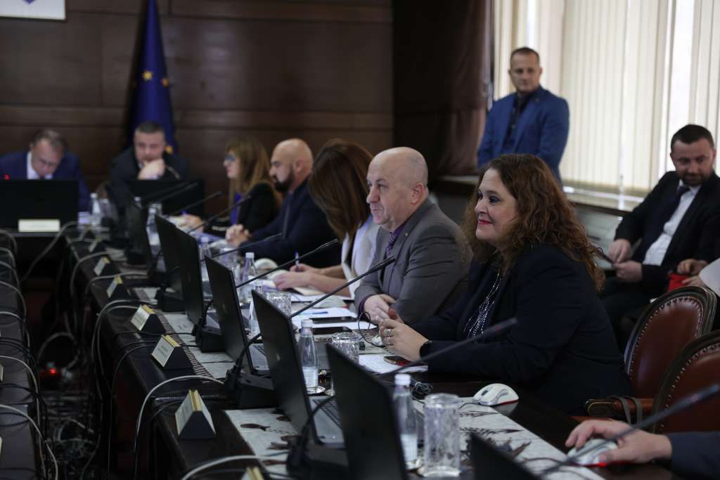 Zavod zdravstvenog osiguranja i reosiguranja FBiH zaprimio je intervenciju za osiguranje Spinraza injekcija za šestomjesečnu bebu 