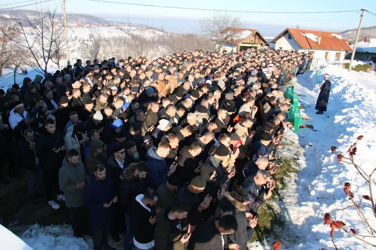 Nezapamćena tuga obavila je Teočak 26. decembra kada su u kući pronađena tijela tročlane porodice Čeliković