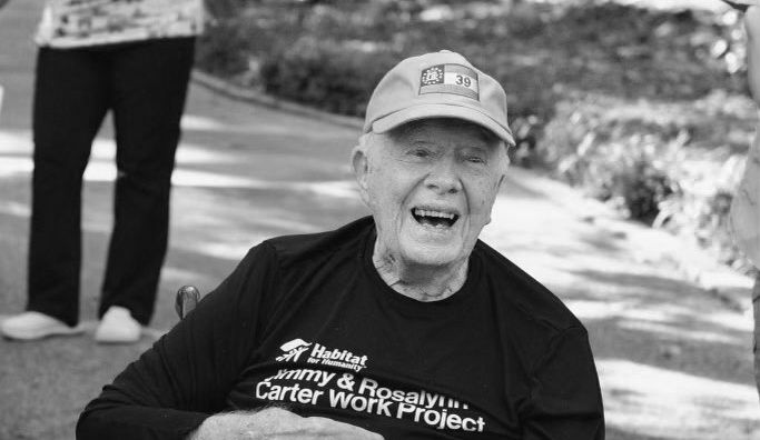 Povorka automobila koja prevozi Cartera zaustavit će se na farmi na kojoj je odrastao