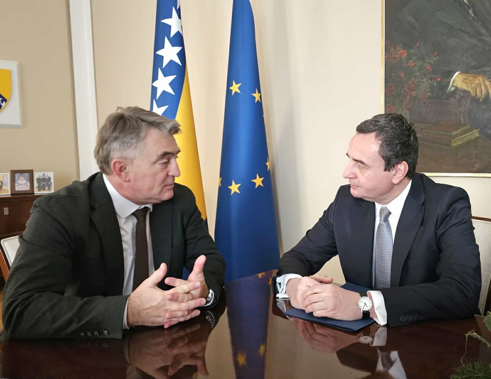 - Kritike koje dolaze iz zemalja regije doživljavamo kao još jedan očigledan dokaz pokušaja negiranja suvereniteta Bosne i Hercegovine, rekao je Komšić