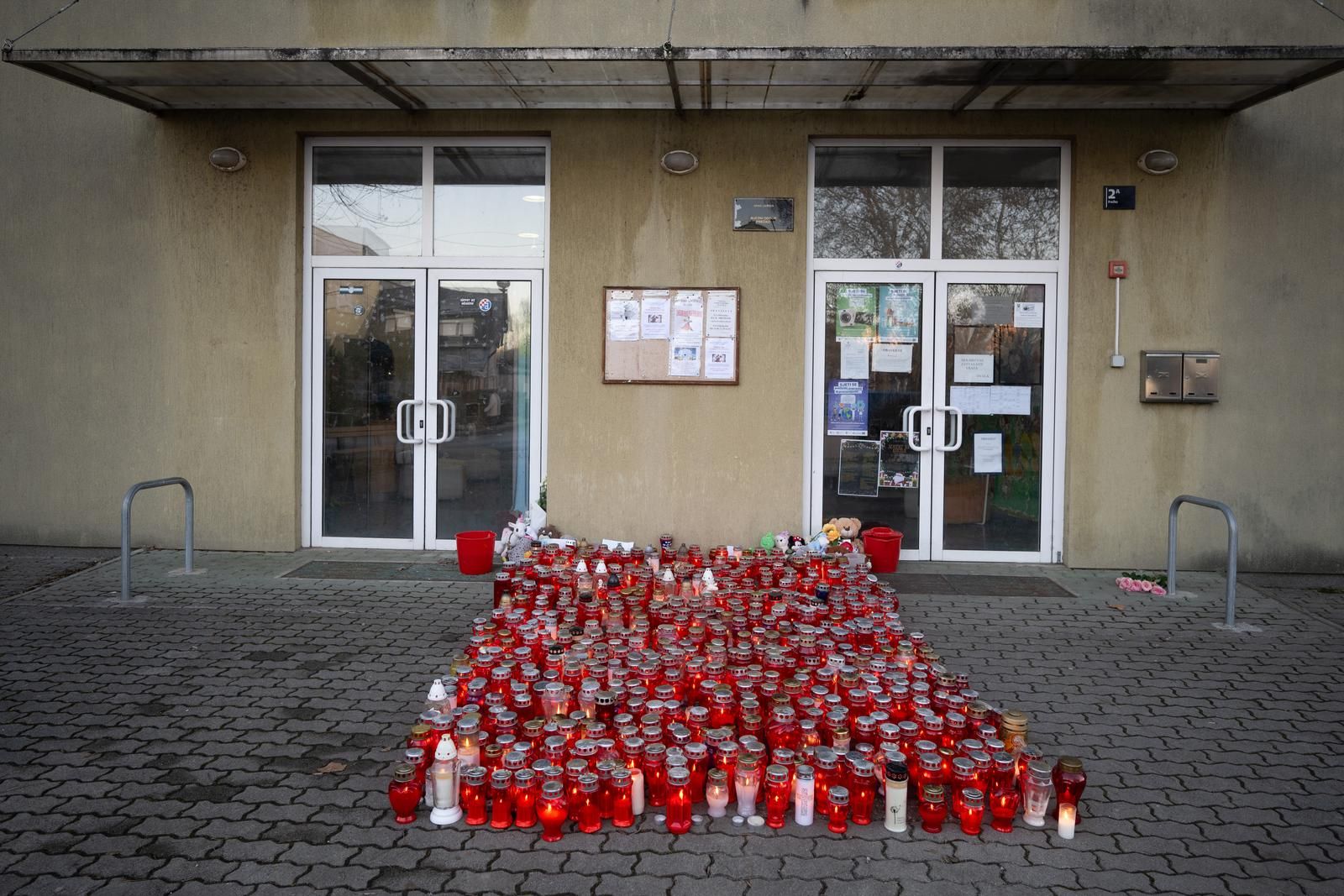 Prvi dan nakon 20. decembra 2024., koji će kao datum itekako ostati urezan u kolektivno pamćenje nacije, proglašen je Danom žalosti u Hrvatskoj.