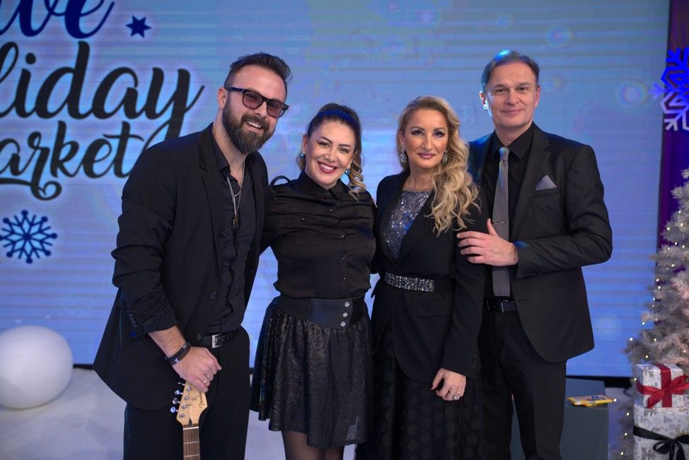 Uz Memnuna i Anela zapjevat će i naš novinar Emerin sa suprugom: Gledajte 'Live Holiday market'