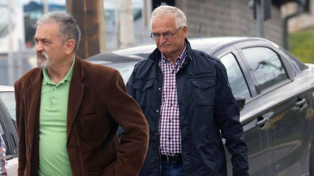 Sud BiH je, kako kaže Golić, istakao da Tužilaštvo nije predočilo druge dokaze na osnovu kojih bi se utvrdilo da je Trifunović potpisnik naredbi.