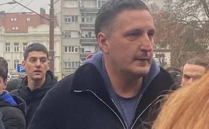Provokacije: Elek proslavio odluku Interpola vozeći se kroz Federaciju BiH, sve uz pjesmu...