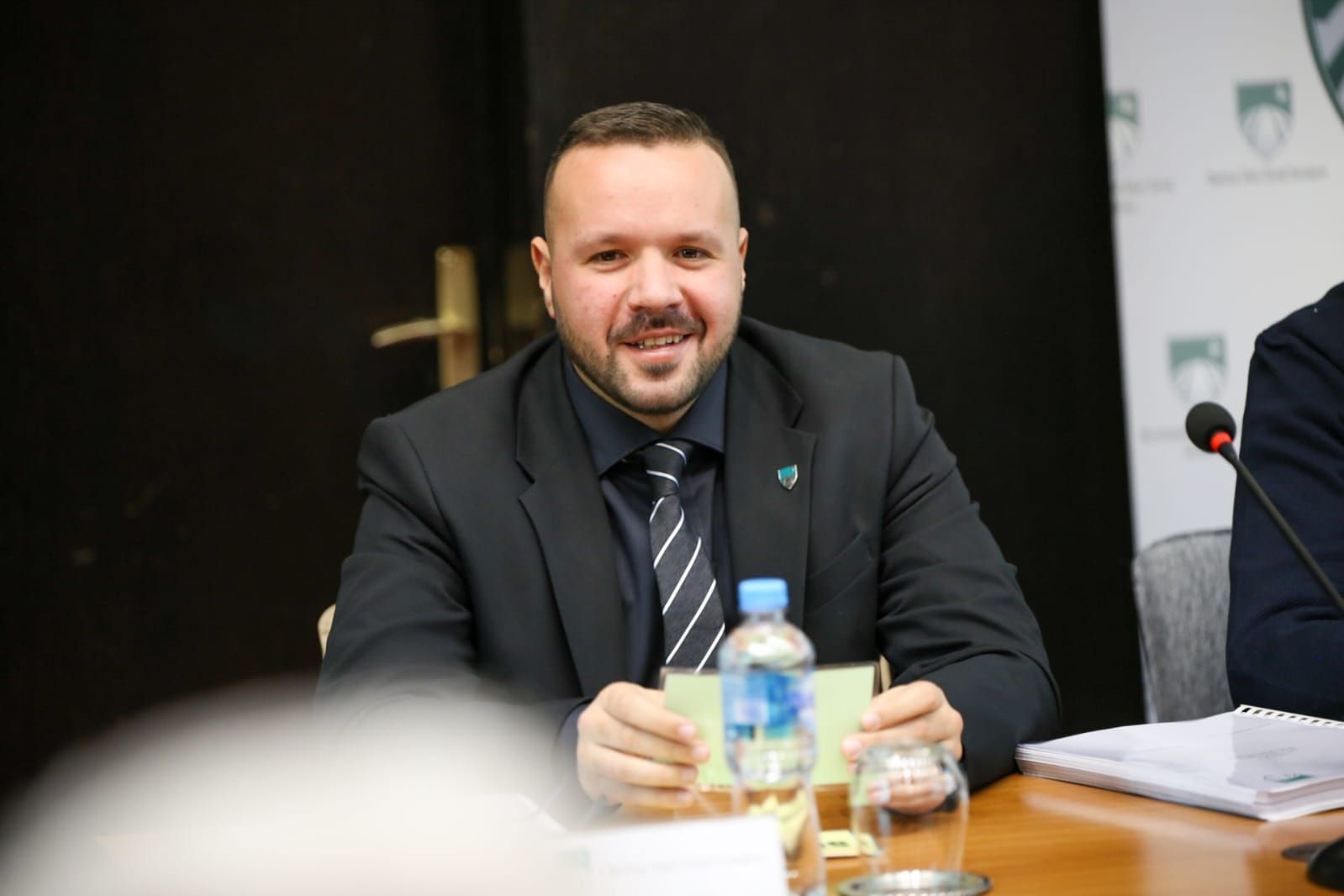 Među ključnim tačkama dnevnog reda bili su Prijedlog budžeta Općine Stari Grad za 2025. godinu i odluka o izvršavanju istog, koji će omogućiti finansiranje ključnih projekata.