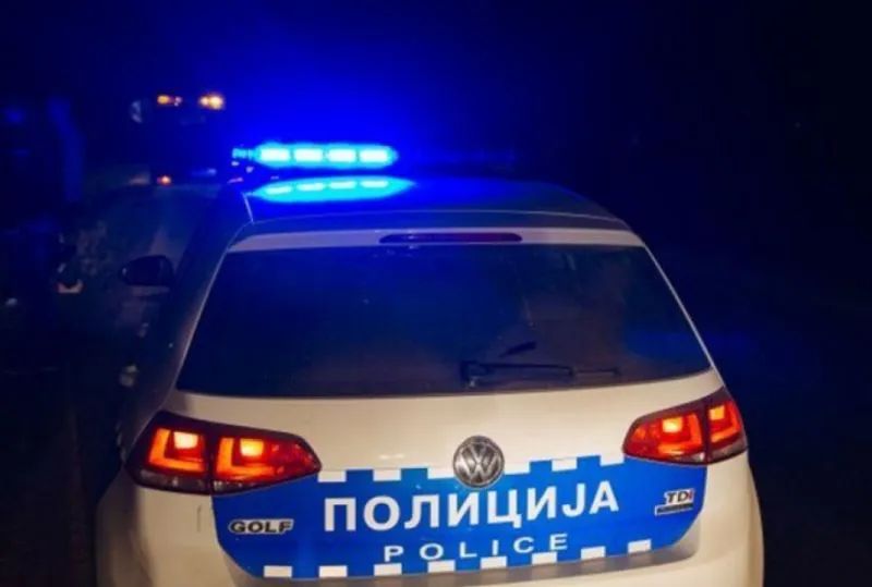 Nažalost pješak je izgubio život, dok se vozač udaljio sa mjesta nesreće. Dodali su da je policija ubrzo pronašla vozača.