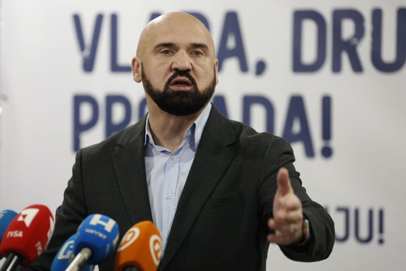 Dok sam ja na čelu ove institucije, sigurno je ne bi niko potpisao i sigurno bi BiH bila od Une do Drine, rekao je Isak