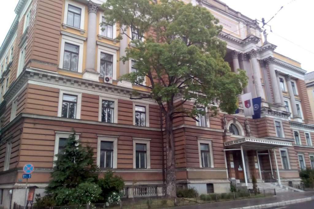 Ministarstvo za nauku, visoko obrazovanje i mlade KS Vladi KS ponudilo privremeno jednokratno rješenje za isplatu novembarskih plaća zaposlenicima