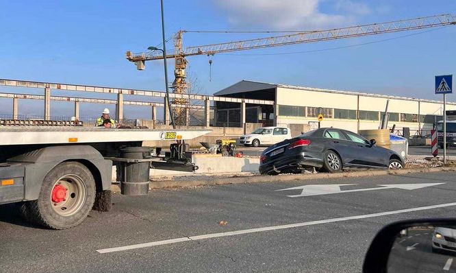 Iz BIHAMK-a savjetuju vozače da voze maksimalno oprezno i da drže odstojanje između vozila