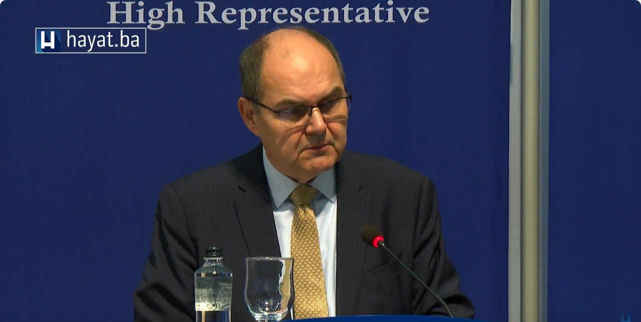 Zakonom se jasno stavlja do znanja način upravljanja šumama, šumskim i poljoprivrednim zemljištem, javnim dobrima, kao i pitanje sukcesije nakon raspada bivše Jugoslavije