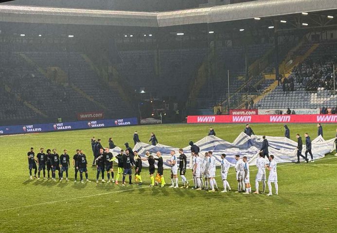 Na tabeli se nakon jesenjeg dijela sezone, uz Zrinjski, Sarajevo i Borac, izdvojio i Željezničar, koji ima 12 bodova više od petoplasiranog Veleža