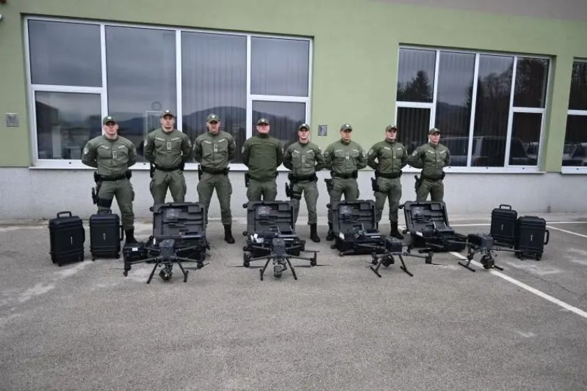 Za kupovinu dronova sredstva su izdvojena iz budžeta Vlade Zeničko-dobojskog kantona u iznosu od otprilike 135.000 konvertibilnih maraka