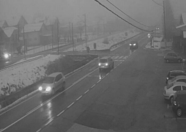 Na magistralnom putu Jablanica-Blidinje zbog oštećenja kolovoza još uvijek je obustavljen saobraćaj