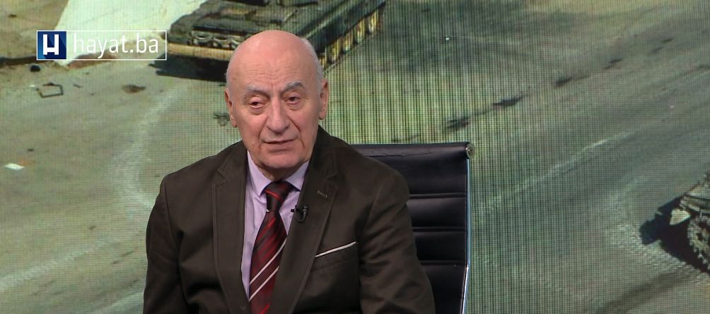 Mnogi analitičari smatraju da bi se situacija u Siriji mogla i negativno odraziti, tako da liči na ono što se u Libiji dogodilo 2011. kad je svrgnut režim Muamera Gadafija.