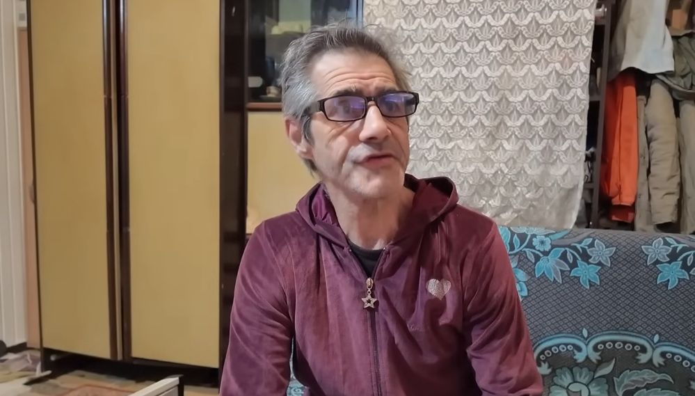 Njegovo priznanje izazvalo je brojne reakcije, a tema sihira i njegovog utjecaja ponovo je dospjela u fokus.