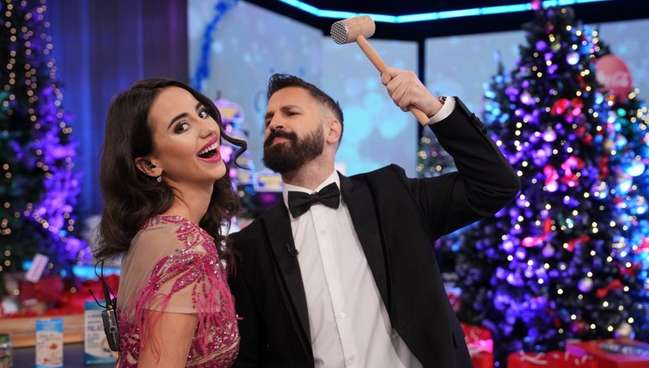 Kao i svake godine, uz Live Holiday Market na Hayat TV, ispraćamo staru i dočekujemo novu godinu. 