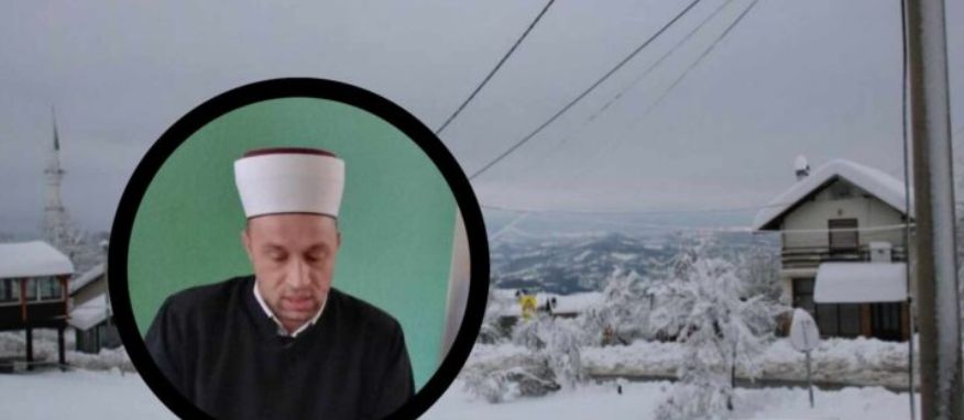 Tokom jučerašnjeg dana dogodila se neviđena tragedija u Teočaku u kojoj su živote izgubili otac, majka i sin koji su pronađeni u svojoj porodičnoj kući. 