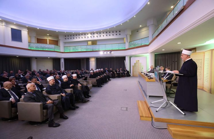 O Srebrenici se valja pobrinuti i u danima koji nisu povezani s godišnjicom i dženazom, kazao je reis Kavazović