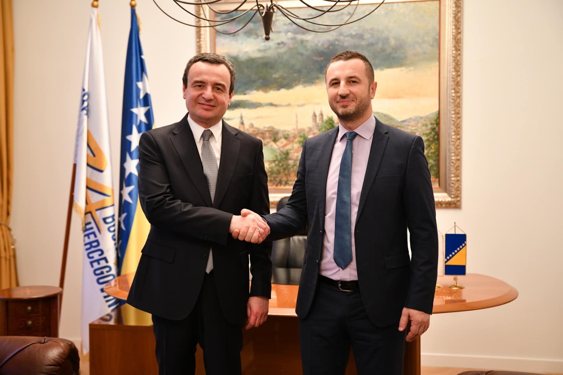 Premijer Kurti donio je odluku o jednostranom ukidanju viza za građane Bosne i Hercegovine i tako pokazao razumijavanje i prijateljski odnos