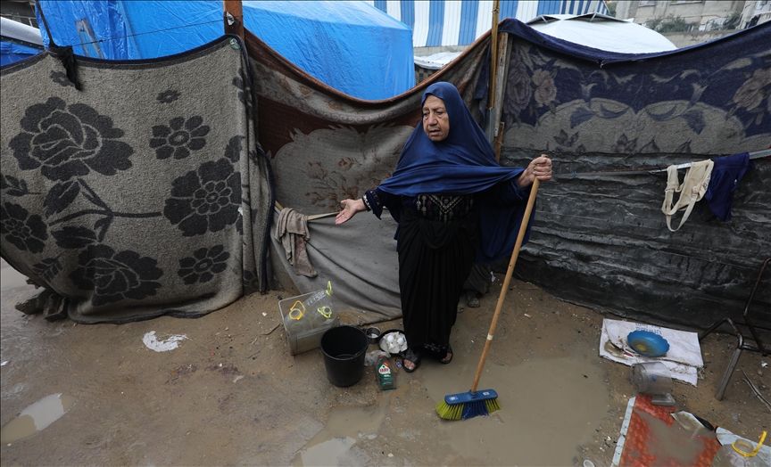 Katastrofalni humanitarni uvjeti prinudili su oko dva miliona raseljenih osoba od 7. oktobra 2023. da žive u trošnim šatorima