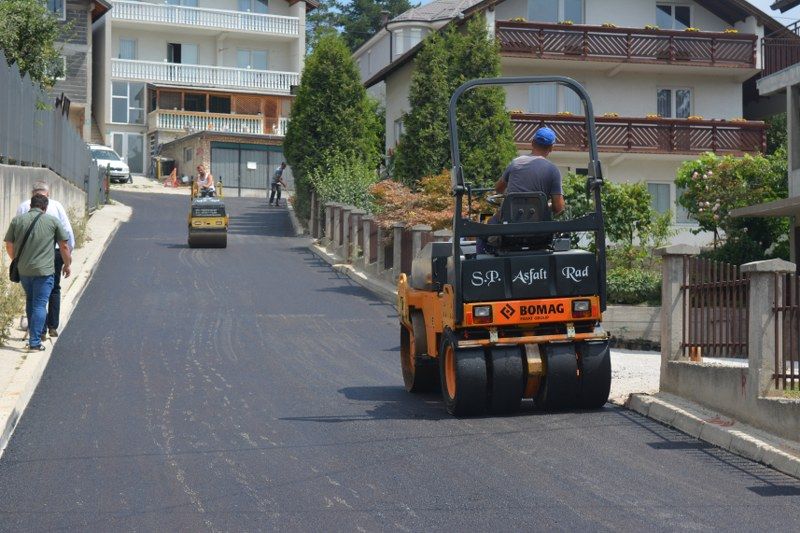 Lokaciju na kojoj se izvode radovi obišao je općinski načelnik Migdad Hasanović sa saradnicima