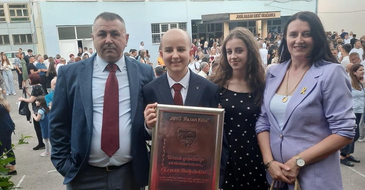 Iz Udruženja "Srce za djecu oboljelu od raka" podijelili su njegove fotografije na svojoj Facebook stranici i istakli koliko su ponosni