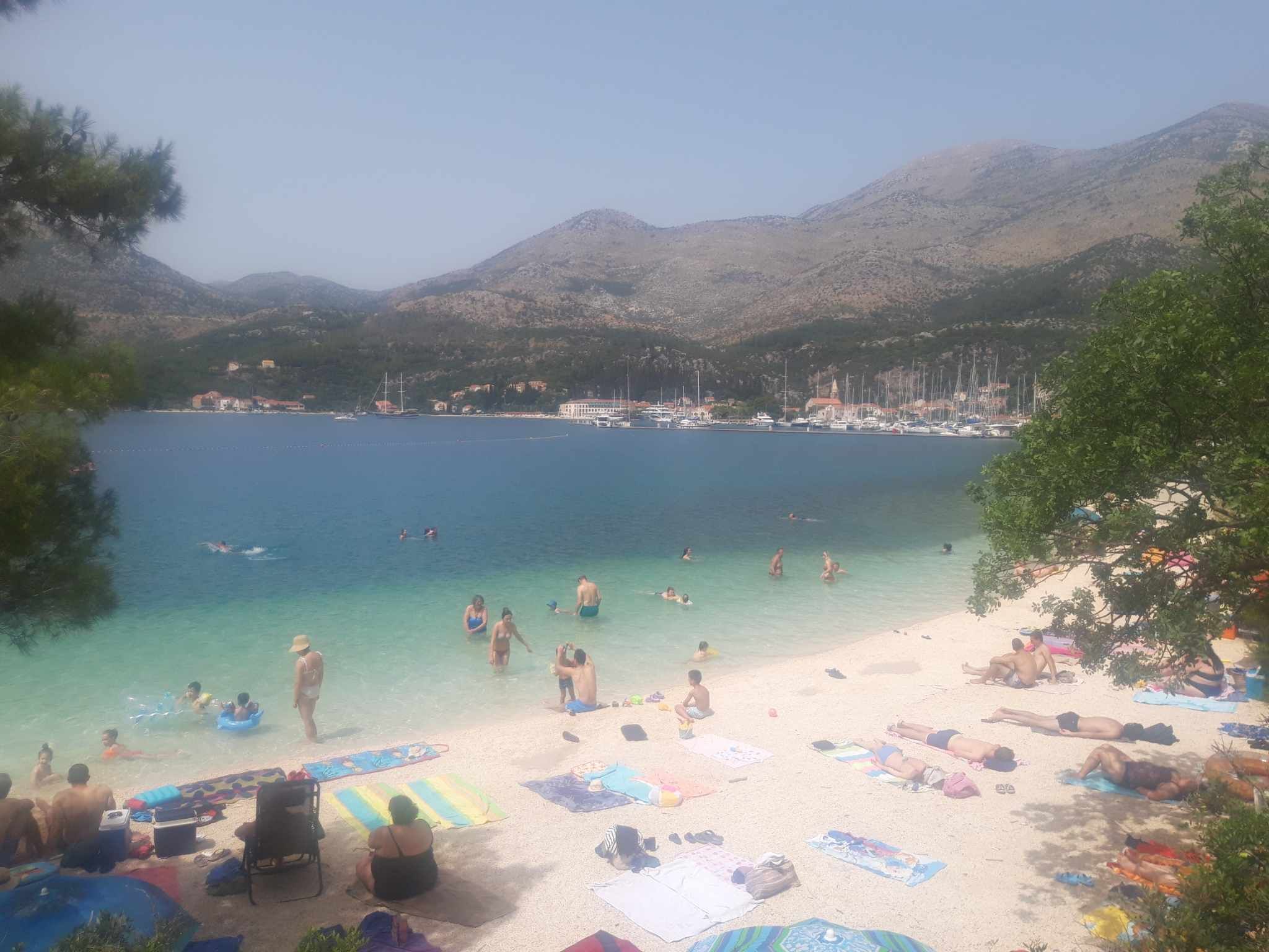 Prepune plaže ovog vikenda su i u Slanom kod Dubrovnika                                                                              