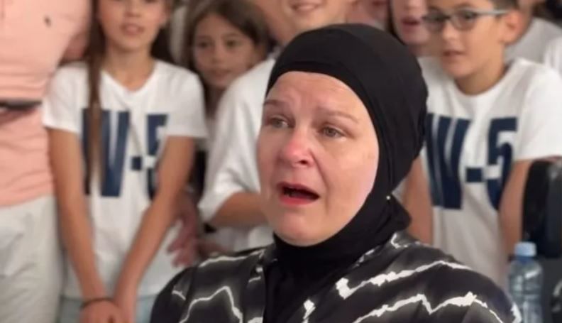 Ovaj jedinstveni poklon simbolizirao je četiri nezaboravne godine koje su proveli zajedno, a video snimak koji prikazuje ovaj događaj postao je viralan na društvenim mrežama