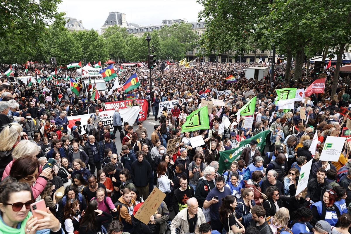 Demonstracijama u Parizu odazvao se veliki broj ljudi i organizacija, uključujući i grupe koje podržavaju Palestinu