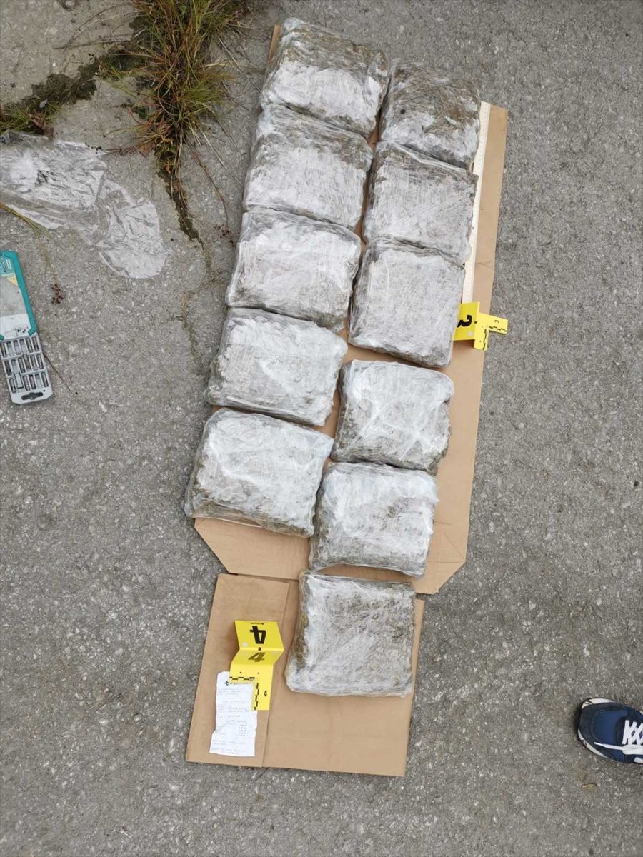 U automobilu oduzetom u aprilu danas pronađeno još 11 kilograma marihuane