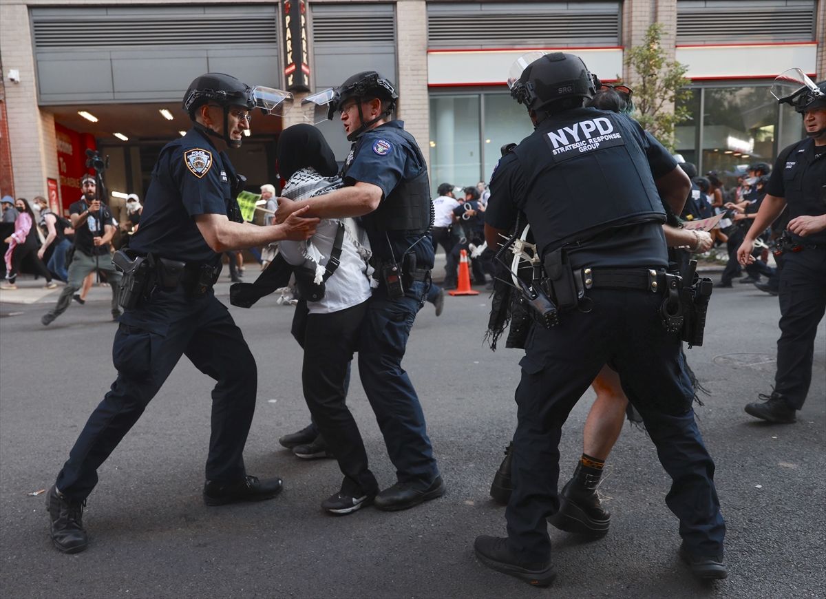 Nastavljaju se propalestinski protesti u SAD: Sukob policije sa demonstrantima u New Yorku