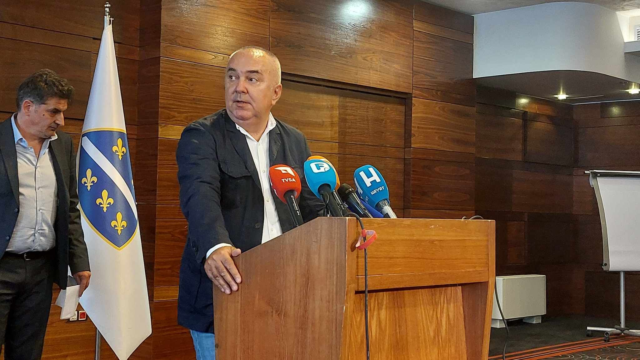 Kandidati za načelnike i Selimbegović, Efendić, Bandić, Gratz: Ovo je početak kraja Trojke