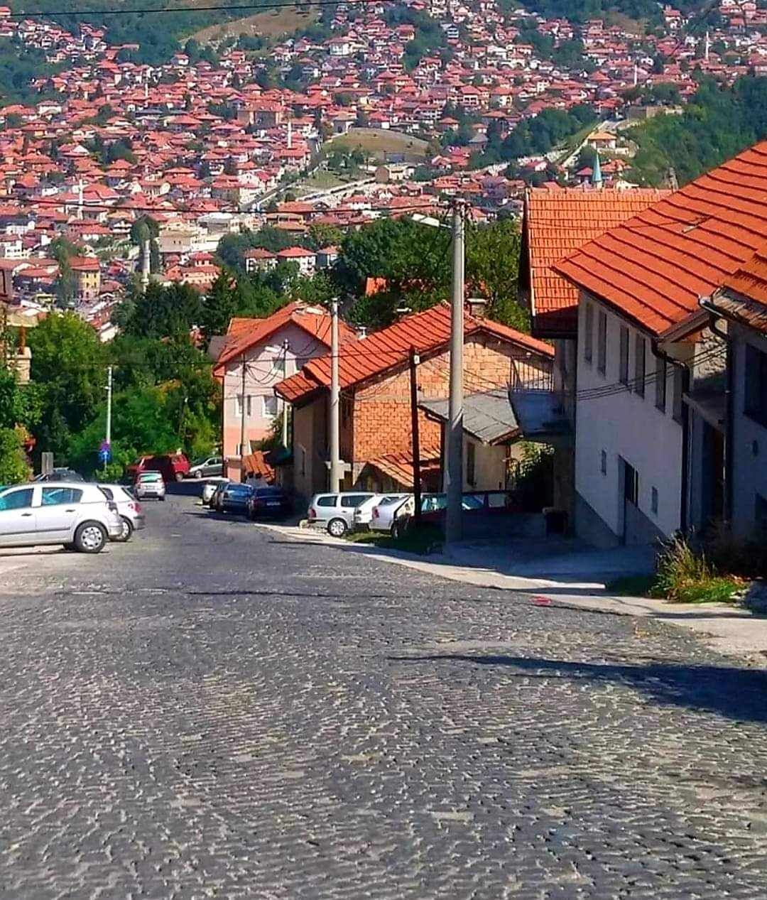 I tako, malo pomalo "odlazi" sve što nas je vezalo za djetinjstvo, mladost, za neka lijepa vremena..., građani komentarišu