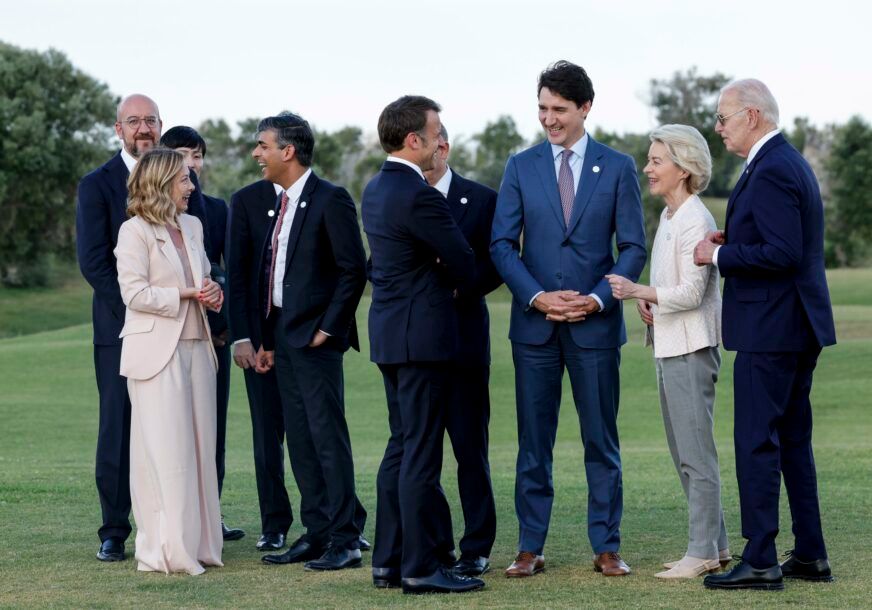 Video kruži društvenim mrežama i izazvao je raspravu, a neki su doveli u pitanje Bidenovu sposobnost da služi još jedan mandat.
