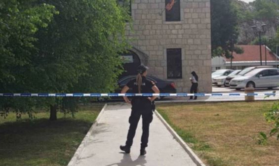 Insprektori u civilu provjeravaju objekte, zgrade i kuće koje se nalaze u blizini lica mjesta.