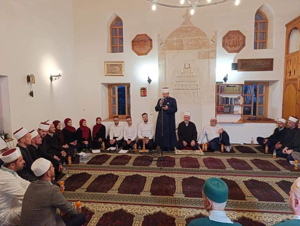 Sutra će konjanici tradicionalno krenuti ispred Handan-agine džamije u Pruscu prema Ajvaz-dedinoj stijeni
