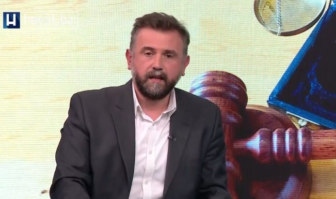 Radi se o političkom činu, koji se temelji na dubokoj vjerskoj i etničkoj diskriminaciji, ocijenio je Dennis Gratz