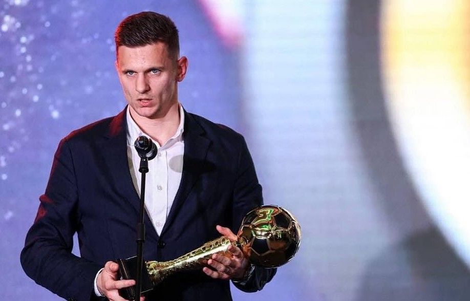 Horkaš je jednom nastupio za U-21 reprezentaciju Hrvatske, a ima i državljanstvo BiH.