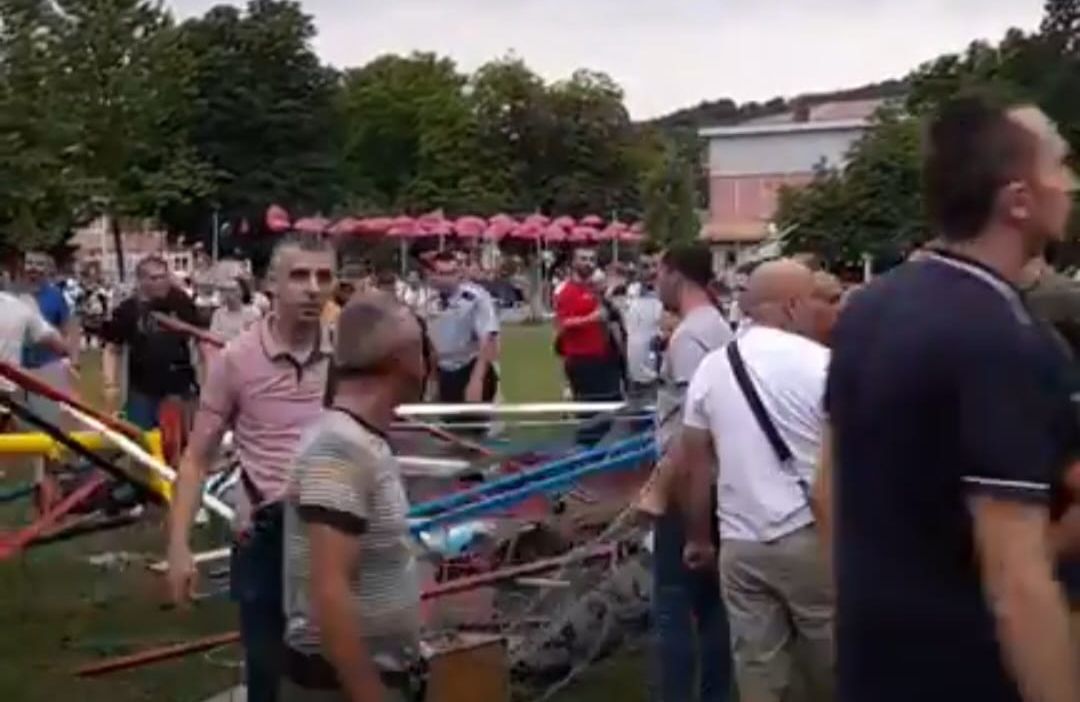 Četiri djeteta povrijeđena, imaju otvorene povrede glave i lica