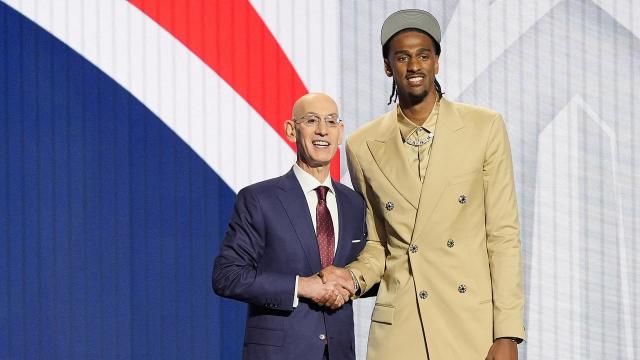 Prvi put da je draft prošao uzastopne godine, a da prvi izbor nije bio neko ko je igrao na američkom koledžu.