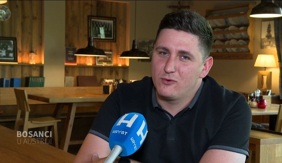Ističe da je jezik jako bitna stvar kako bi čovjek mogao napredovati, a on ga je savladao jako brzo.