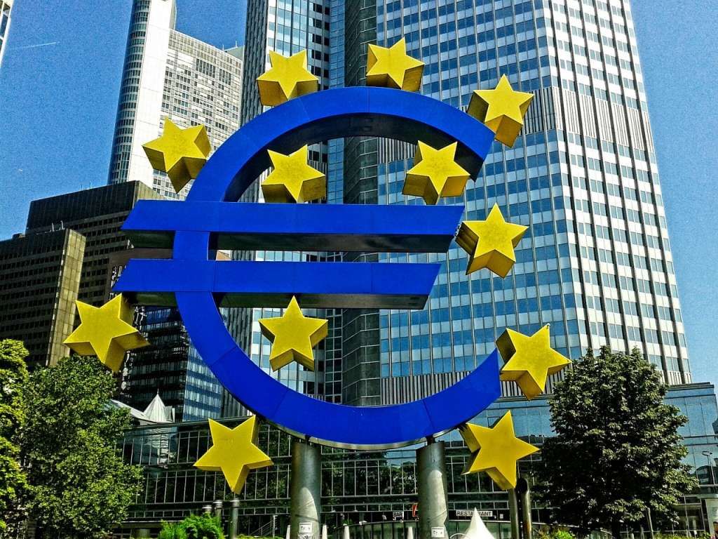 Kreatori politike ECB jasno su poručili svoju namjeru da smanje troškove zaduživanja