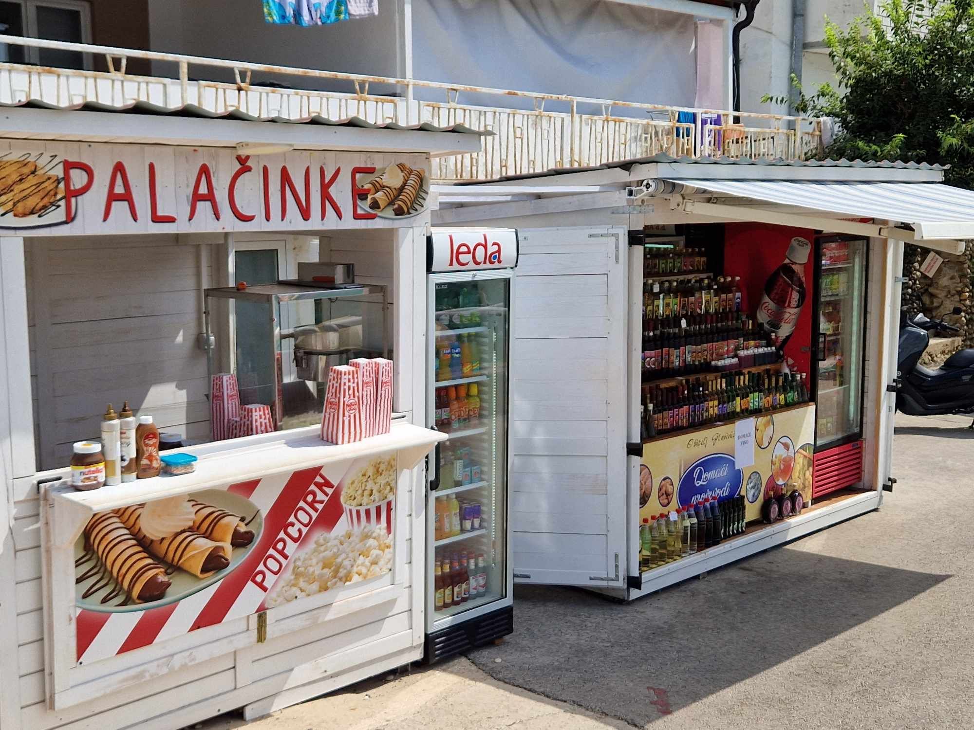 Hayat.ba u Neumu: Krcato turistima! Ovo su cijene pića i hrane, dobili i nargila bar