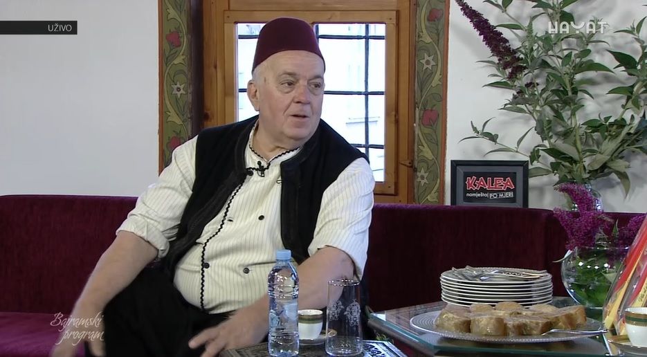 Prvi gost u Saburinoj kući bio je Ismet Huseinović koji je popio prvu bajramsku kafu sa našom Harunom Bandić.