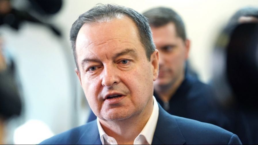Kako kaže, zbog svega toga, ukinuće se spiskovi zabrane ulaska u državu Srbiju.