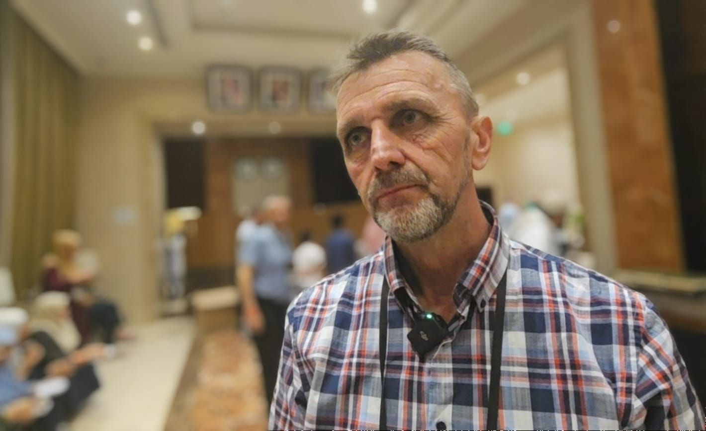 Treba svakako naglasiti, dodao je, da je boravak na Arefatu jedna vrhunska duhovna gozba, ali istovremeno i jedan fizički napor