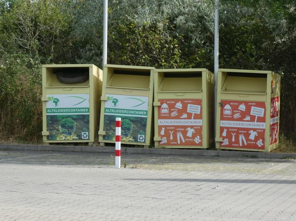 Prema rezultatima policijske istrage, ona se u nedjelju pokušala popeti u otvor kontejnera na parkiralištu supermarketa
