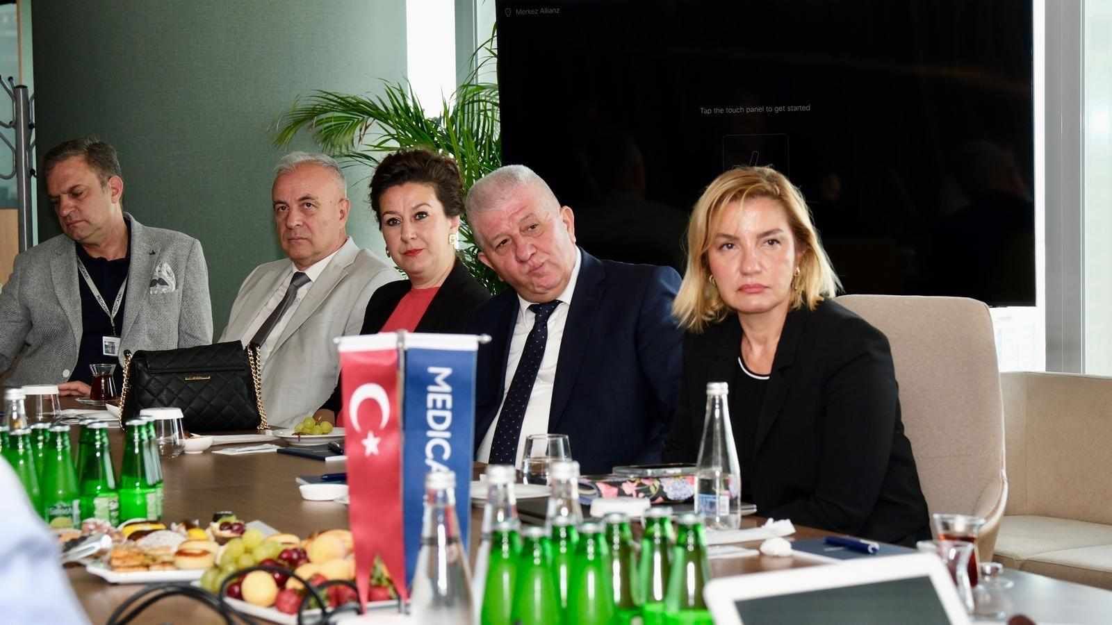 Medicana, koja je međunarodno preferirani brend za sve zdravstvene potrebe, od najtraženijih grana do složenih operacija, sada tursku zdravstvenu kulturu, prenosi u BiH.