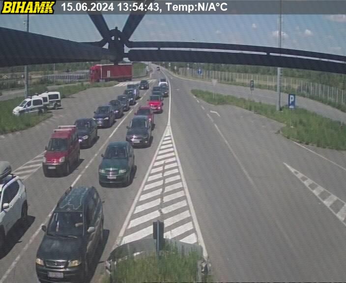 Na graničnim prijelazima duge kolone vozila na ulazu u BiH