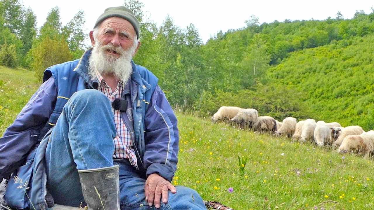 Nedo voli dijeliti životne savjete, ali i kritikovati kada nešto ne valja